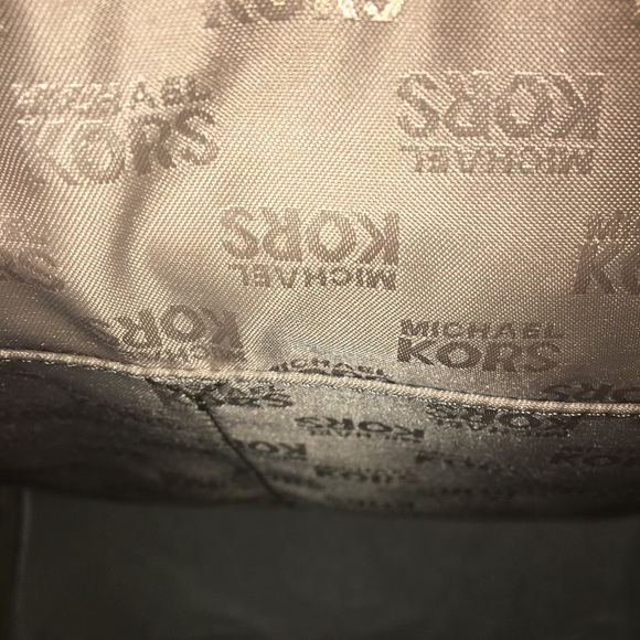 ⏬ NWT AUTHENTIC MICHAEL KORS full sized backpack - Picture 8 of 8